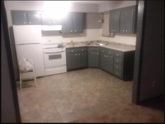 4th image of 209 N 9th St
