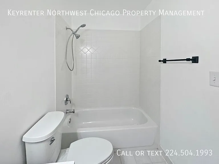 3000 Bayside Dr #107 — Photo 7