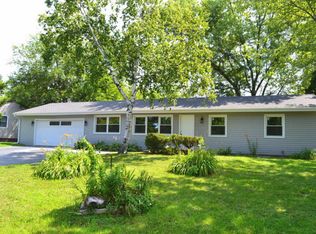 6N139 Florence Ln, St Charles, IL