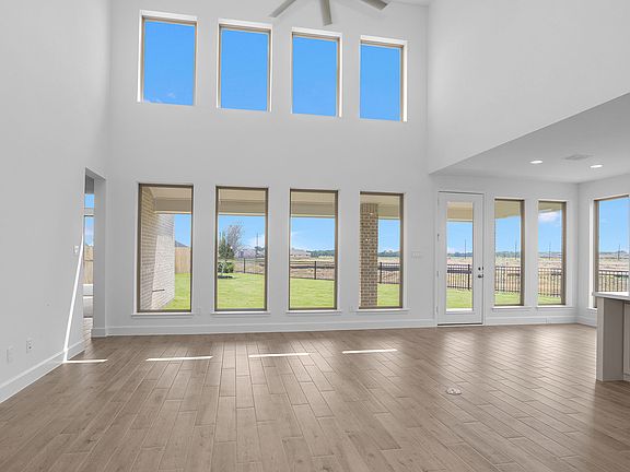 3rd image of 18714 Pistachio Way