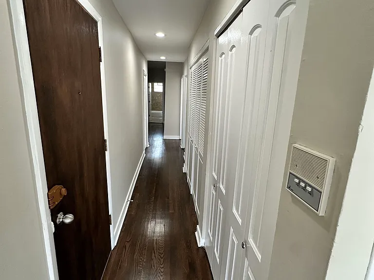 920 W Belle Plaine Ave — Photo 14
