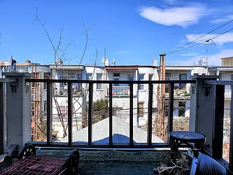 Rented by Hillel Realty Group