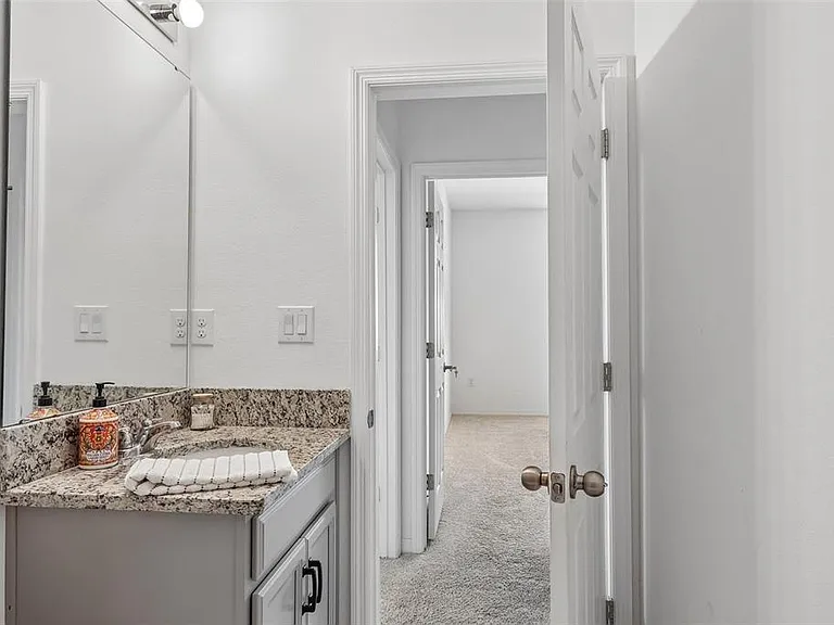 343 Blue Cypress Dr — Photo 35