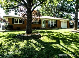 607 S Augusta St, O'Fallon, IL 62269