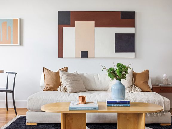 5th image of 153 Chauncey St APT 4D