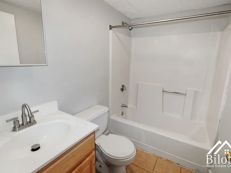 859 Pine Street — Photo 38