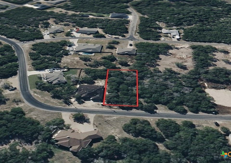 2nd image of 15915 Charlya Dr