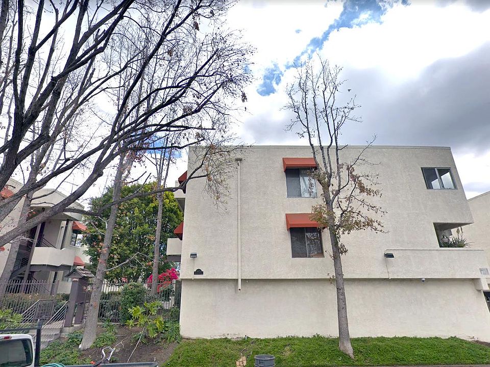1st image of 5652 Yolanda Ave APT 4