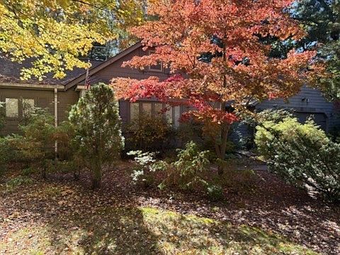 2nd image of 22 Eaton Rd
