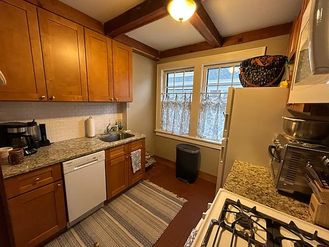 29-31 Colby St #29A — Photo 8