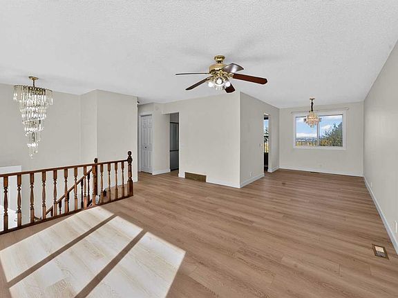 5th image of 63 Beaconsfield Cres NW