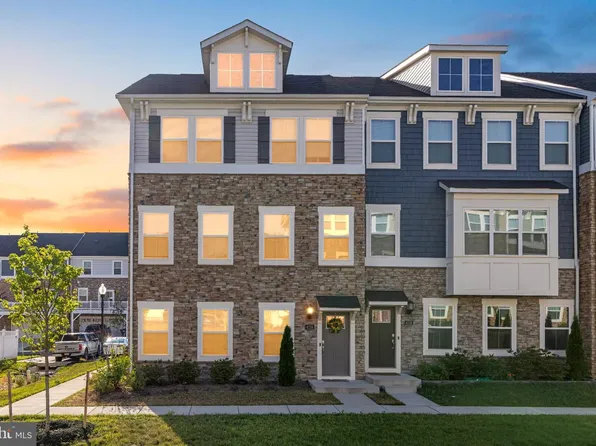 4118 Hatley Pl, White Plains, MD 20695