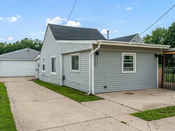 610 Clark St, South Beloit, IL 61080