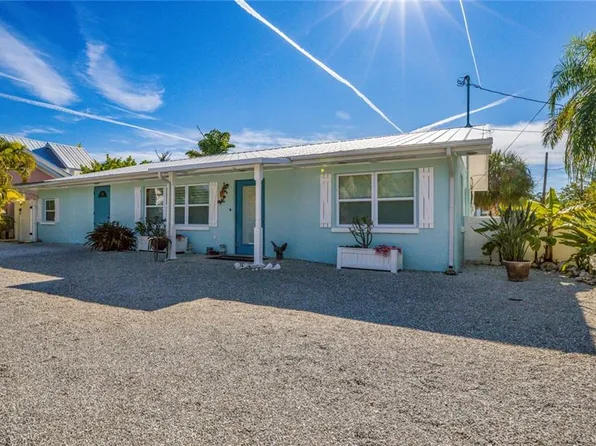 400 21st Pl N, Bradenton Beach, FL 34217