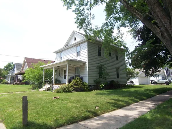 873 East Memorial Dr. Drive, Janesville, WI 53545