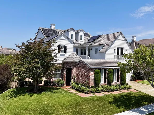 11394 Cadence Grove Way, San Diego, CA 92130