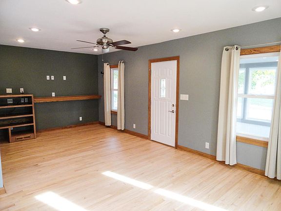2nd image of 234 Waverly Pl