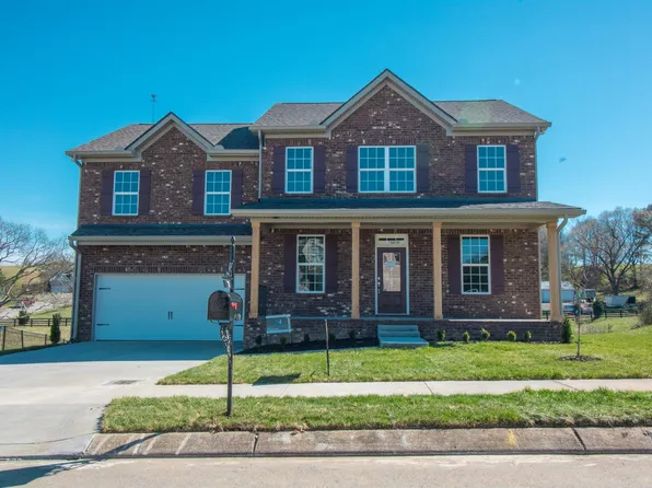 210 Hickory Point Dr, Lebanon, TN 37087