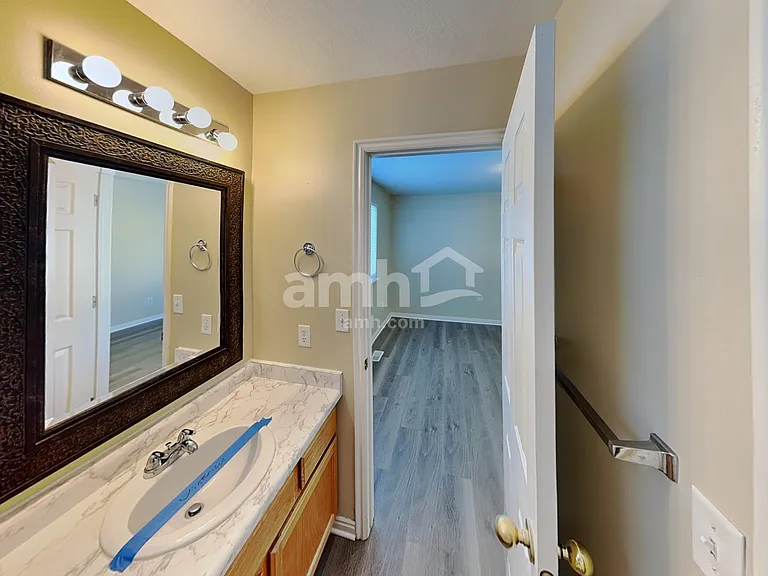 1265 E Loafer View Dr — Photo 10