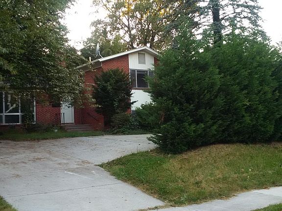 3rd image of 8810 Connecticut Ave