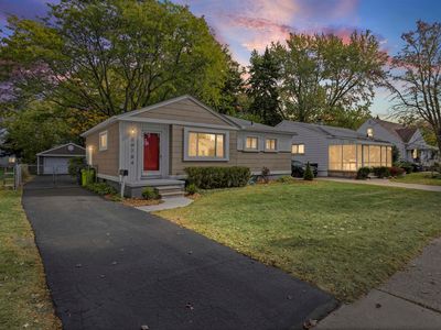 29784 Commonwealth St, Roseville, MI, 48066