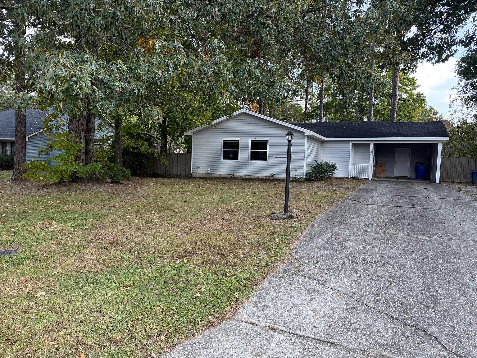 3 bed, 1272 sqft, $1,600 — Photo 2