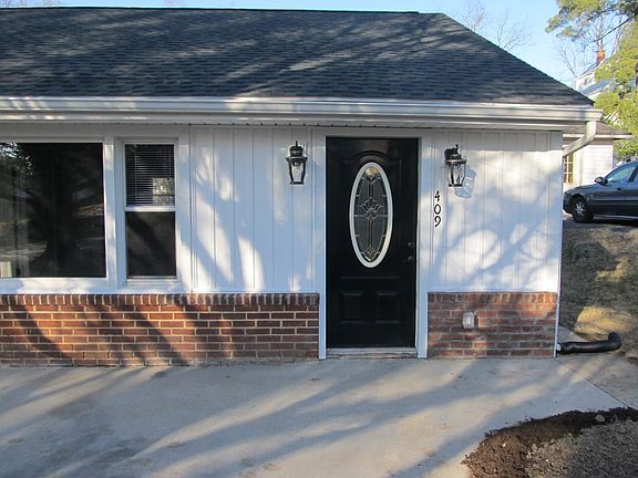2nd image of 409 Hendren Ave