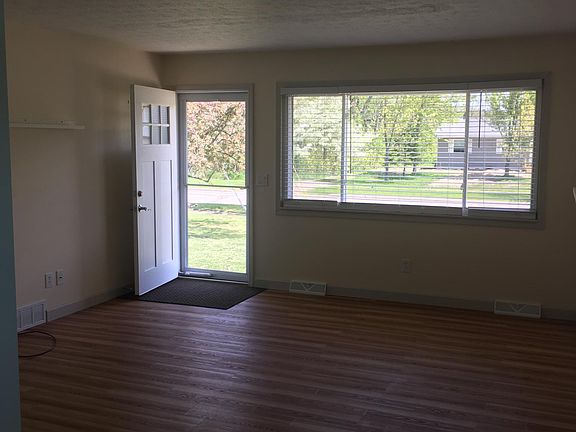 Newly remodeled spacious living space