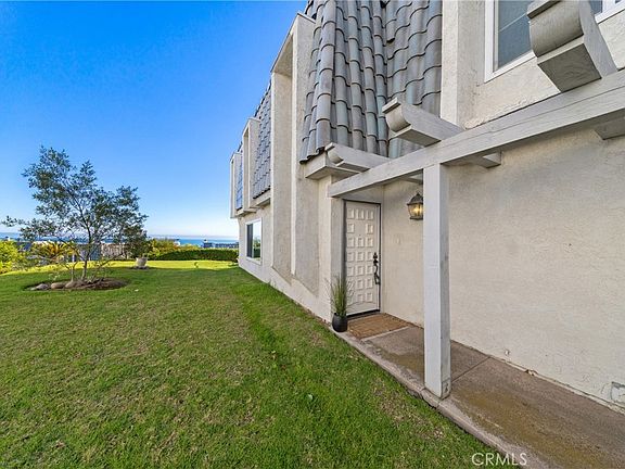 4th image of 26046 View Point Dr E