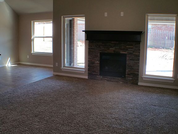 3rd image of 10012 NW 141st St