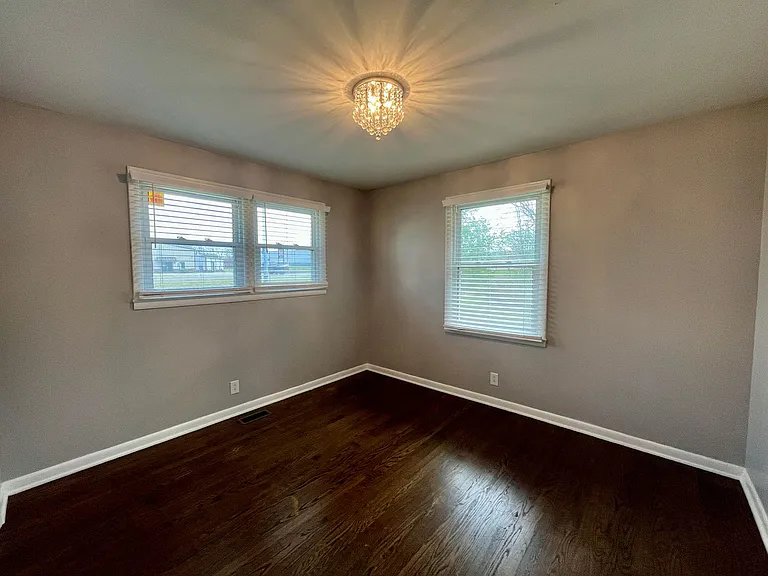 2950 Ashland City Rd — Photo 10