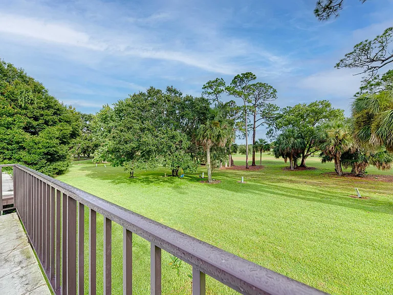 1241 Saint Andrews Dr — Photo 31