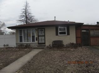 15101 Raday Dr, Midlothian, IL 60445