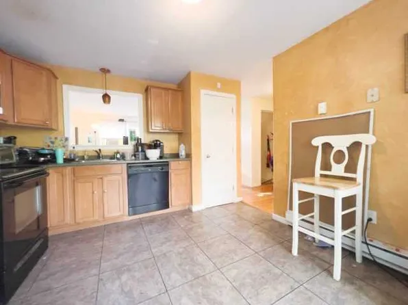 (undisclosed Address), Roxbury Crossing, MA 02120