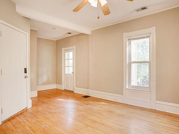 3rd image of 3108 Colfax Ave S APT 2