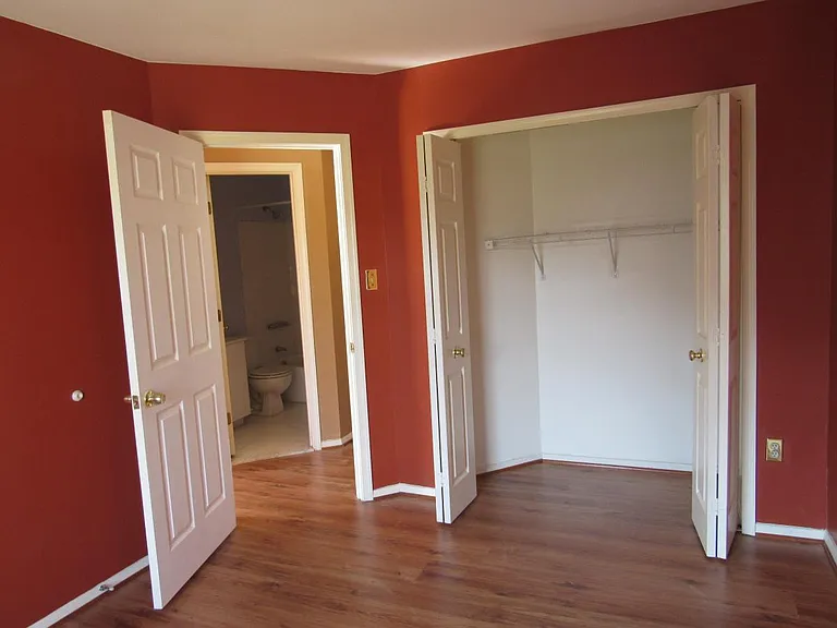 7734 Chatfield Ln — Photo 36
