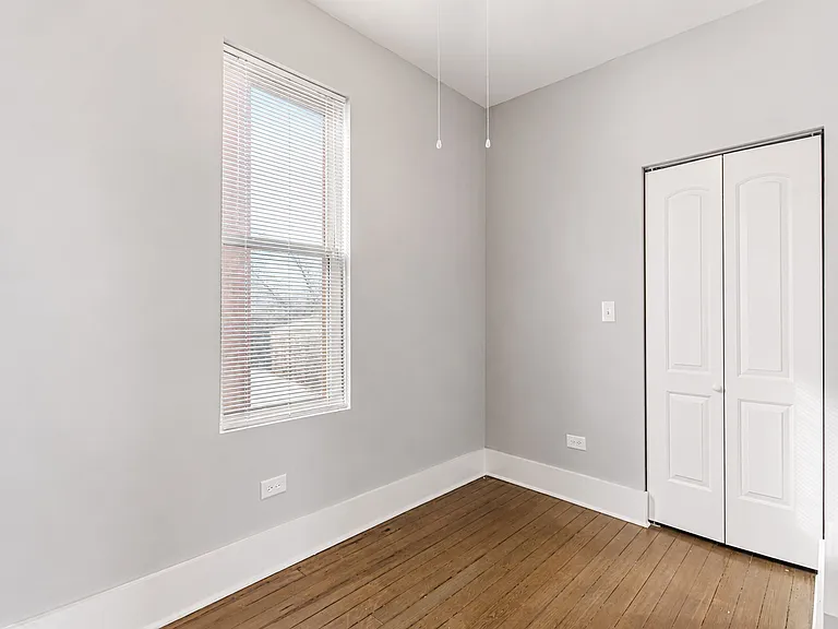 2117 W 18th St #3R — Photo 5