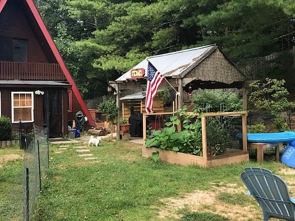 3rd image of 169 Shelter Cove Ln