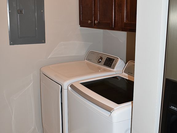 5th image of 7803 Essex Gate Dr S