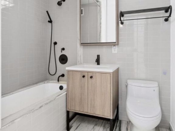 4th image of 175 W 95th St APT 22H