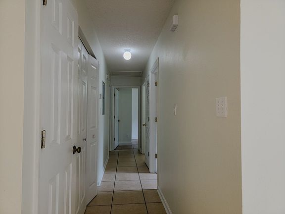5th image of 2708 Oak Park Ct