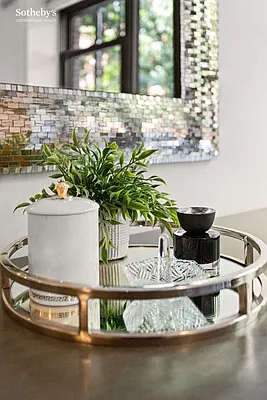 Sold by Sotheby's International Realty | media 22
