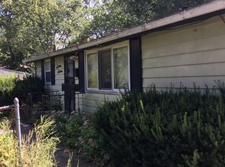 1616 Lowry Dr, Rantoul, IL 61866