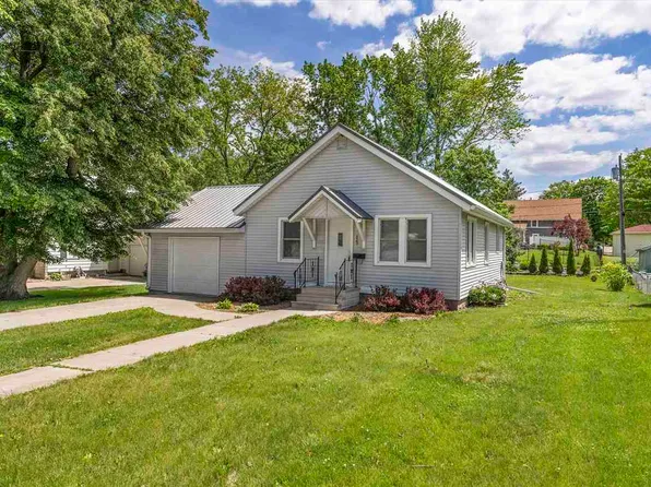 820 S Marion Ave, Washington, IA 52353