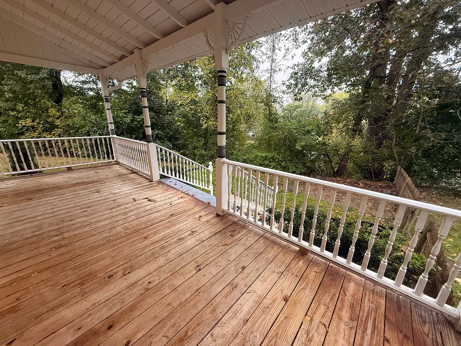 3 bed, 1250 sqft, $2,500 — Photo 4