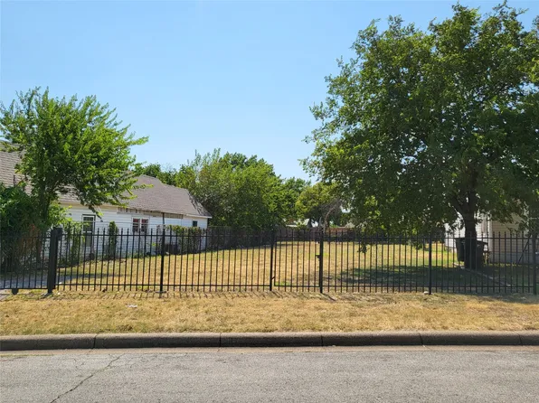 2919 N Houston St, Fort Worth, TX 76106