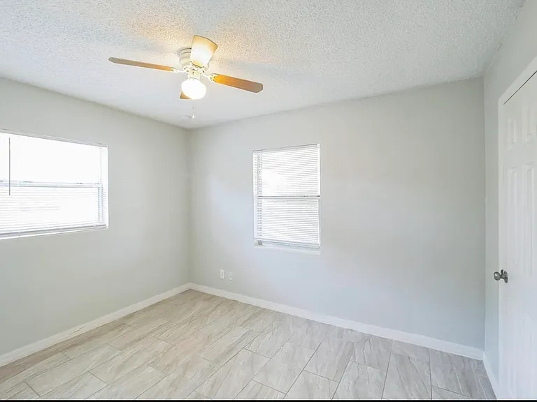 7617 Udine Ave — Photo 19