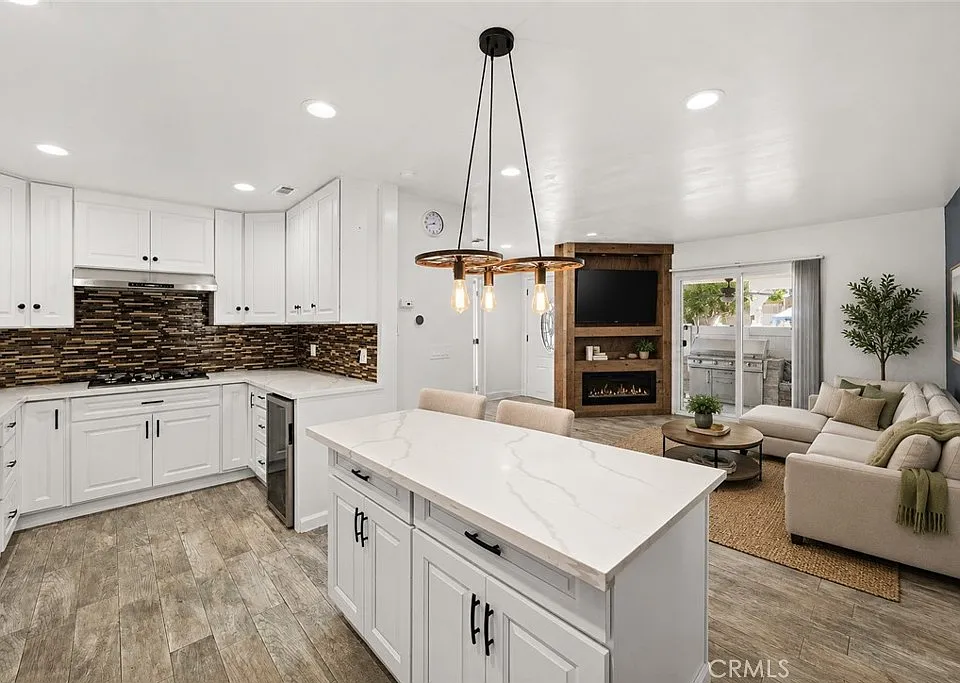25842 Via Lomas