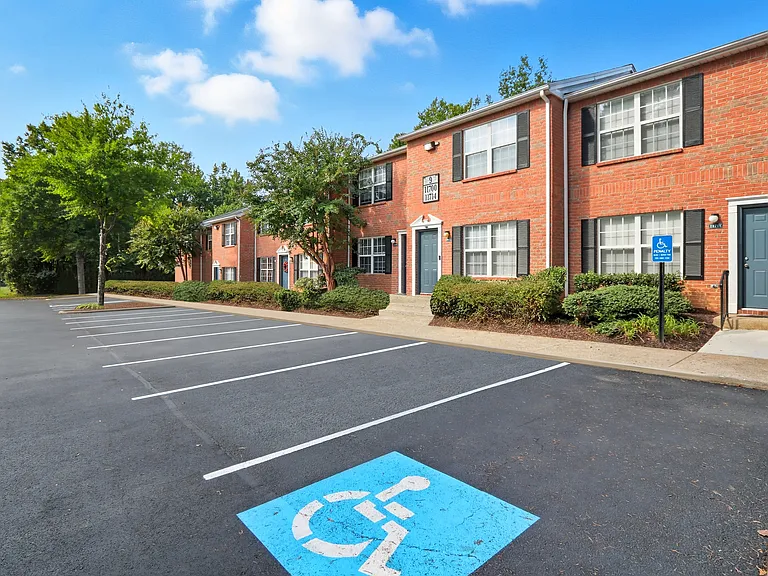 Willow Bend Townhomes — Photo 39