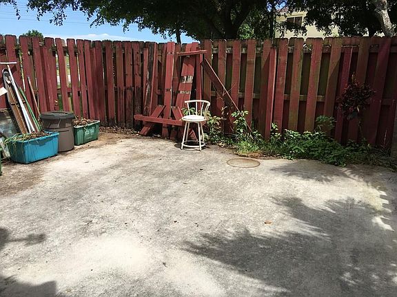 3rd image of 13900 SW 172nd Ln #13900